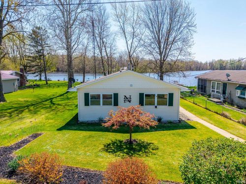 1835 445, Lagrange, IN, 46761-9794 | Card Image