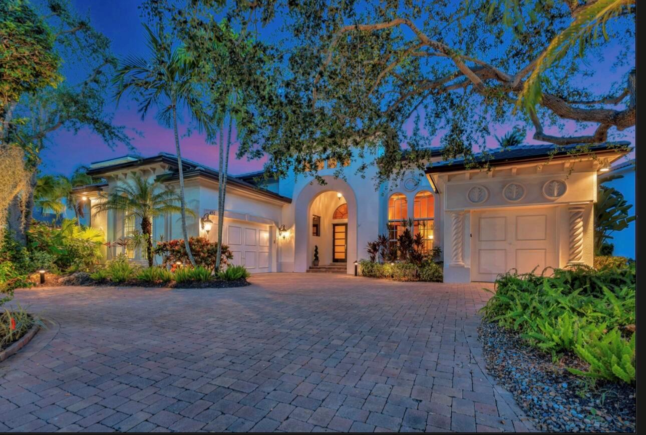 Savoie Dr, Palm Beach Gardens, FL 33410