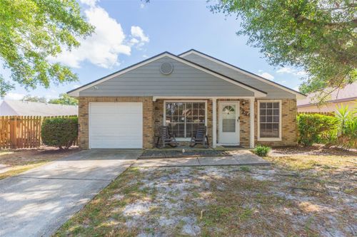 7703 Robert E Lee Rd, TAMPA, FL, 33637-6301 | Card Image