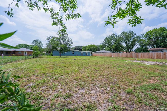234 Gaiety Ln, House other with 3 bedrooms, 2 bathrooms and null parking in Kirby TX | Image 43