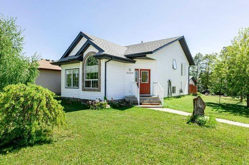 5009 52 Avenue, Benalto, AB, T0M0H0 | Card Image