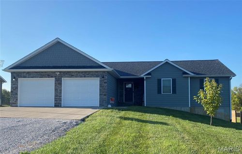 9016 Idell Creek Ln, Hannibal, MO, 63401-6454 | Card Image