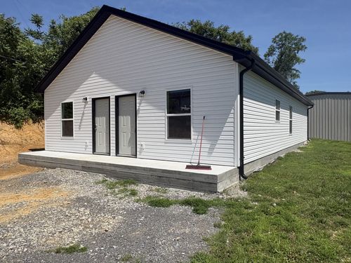 111 Second Ave E, Carthage, TN, 37030-1501 | Card Image