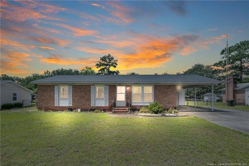 3316 Forest Lake Dr, Hope Mills, NC, 28348-3218 | Card Image