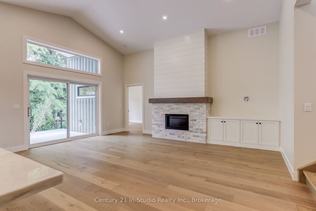 15 Grenville St N, House other with 3 bedrooms, 3 bathrooms and 2 parking in Southampton ON | Image 6
