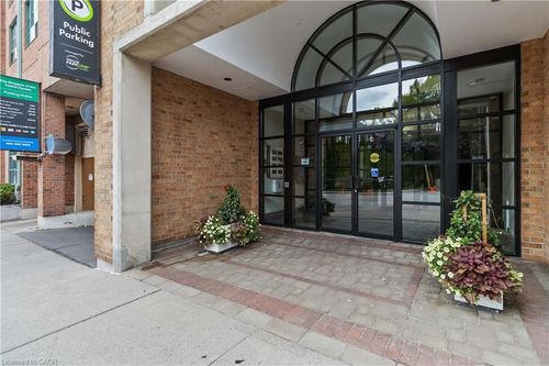 403-221 Robinson St, Oakville, ON, L6J7N9 | Card Image