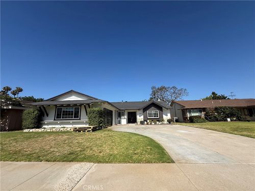 17819 Bay St, Fountain Valley, CA, 92708-4443 | Card Image