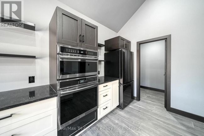 1498 12 Th Concession Rd, House other with 3 bedrooms, 2 bathrooms and 14 parking in Langton ON | Image 9