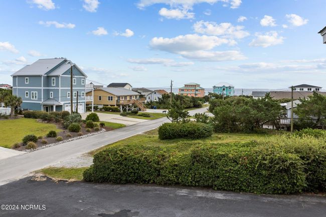 109 Yaupon Dr, Home with 2 bedrooms, 1 bathrooms and null parking in Emerald Isle NC | Image 29