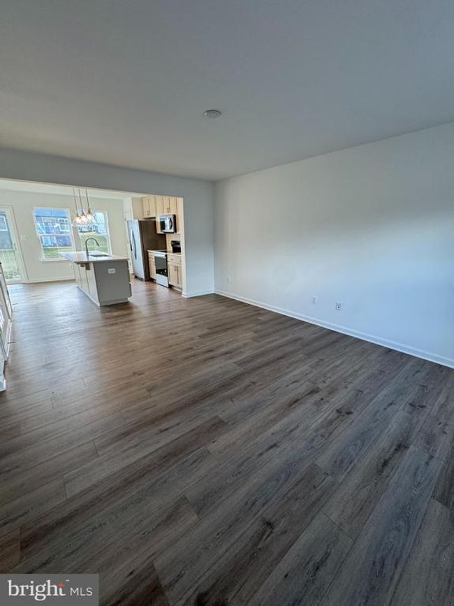 21 Scrub Pine Ct, Townhouse with 3 bedrooms, 3 bathrooms and null parking in BUNKER HILL WV | Image 4