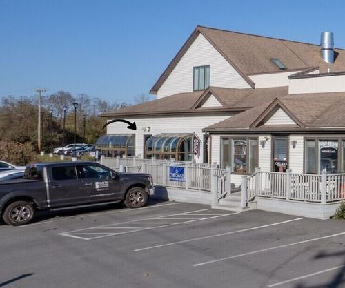 3-1015 Aquidneck Avenue, Middletown, RI, 02842 | Card Image