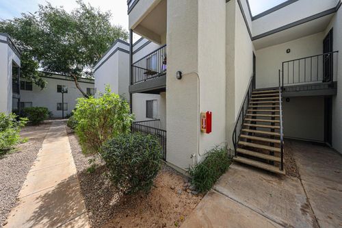 214-740 W Elm St, Phoenix, AZ, 85013-2456 | Card Image