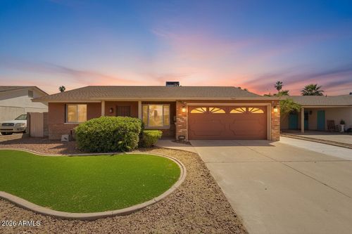 2407 E Hermosa Dr, Tempe, AZ, 85282-6012 | Card Image