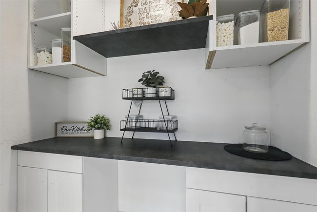 Detailed view | Image 14
