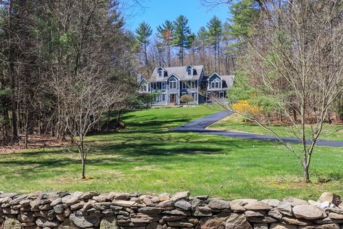 515 Old Dunstable Rd, Groton, MA, 01450 | Card Image