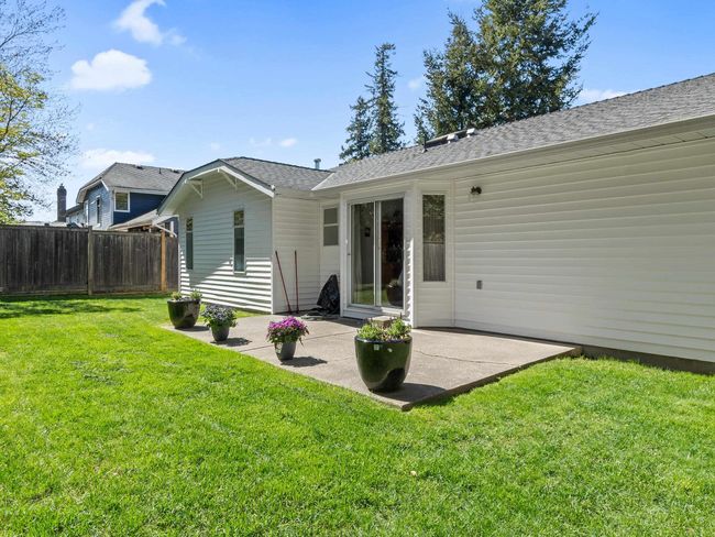 1898 128 A Street, House other with 3 bedrooms, 2 bathrooms and 4 parking in Surrey BC | Image 17
