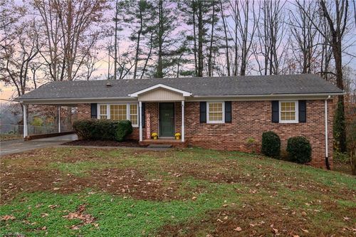 364 Dudley Avenue, Mount Airy, NC, 27030 | Card Image