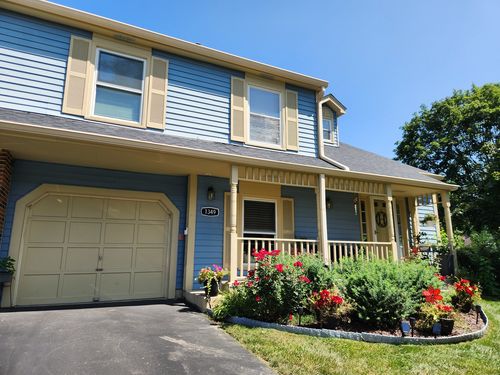 1349 Queensgreen Cir, Naperville, IL, 60563-2146 | Card Image