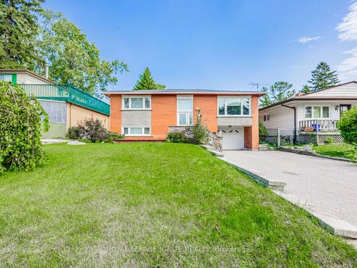 803 Fairview Ave, Pickering, ON, L1W1M7 | Card Image