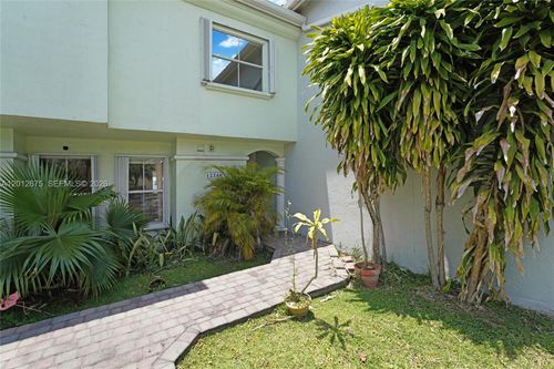 1010-12348 Nw 11th Ln, Miami, FL, 33182-2404 | Card Image