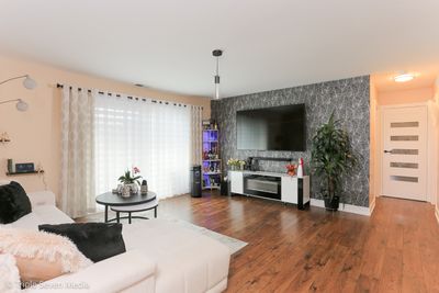 2A - 112 Mullingar Court, Condo with 1 bedrooms, 1 bathrooms and 1 parking in Schaumburg IL | Image 3