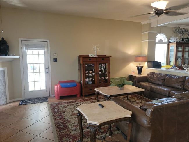 3501 Carson Ct, House other with 4 bedrooms, 3 bathrooms and 4 parking in Pearland TX | Image 14