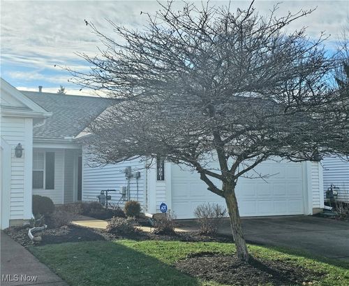 33961 Honeysuckle Ln, North Ridgeville, OH, 44039-5211 | Card Image