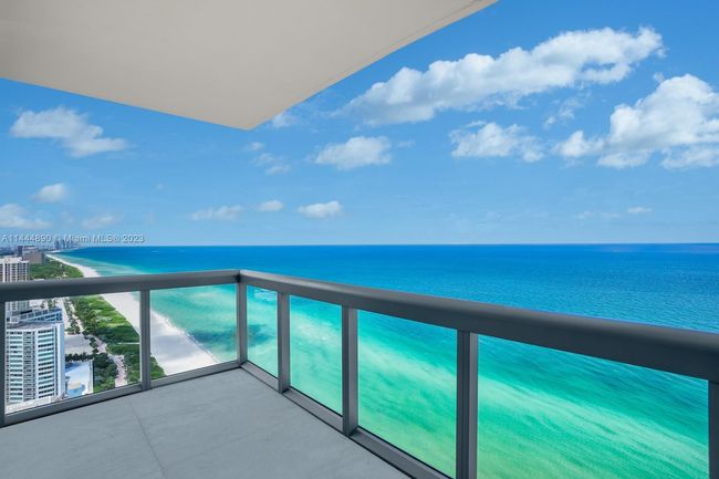 3304/01 - 6899 Collins Ave, Condo with 5 bedrooms, 5 bathrooms and null parking in Miami Beach FL | Image 13