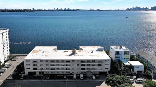 apt-4f-1880 S Treasure Dr, North Bay Village, FL, 33141-4352 | Card Image