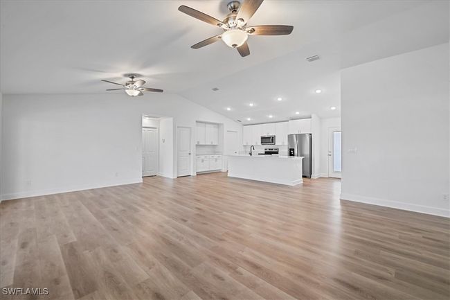 1258 Ne 40 Th St, House other with 4 bedrooms, 3 bathrooms and null parking in CAPE CORAL FL | Image 14