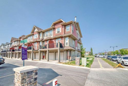 63 Legacy Path Se, Calgary, AB, T2X4H9 | Card Image