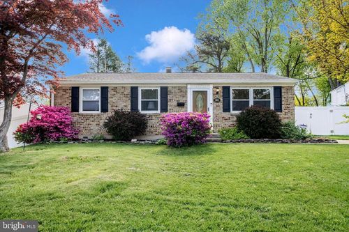 305 Glyndon Dr, REISTERSTOWN, MD, 21136-2119 | Card Image
