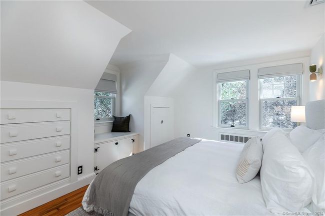 23 Cook St, House other with 3 bedrooms, 3 bathrooms and 2 parking in Washington Depot CT | Image 32