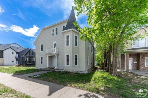 1017 Laramie St, Manhattan, KS, 66502-7924 | Card Image