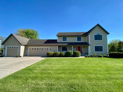 1221 S Fox Run Drive, Seneca, IL, 61360 | Card Image