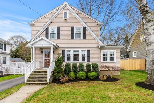 387 Upham St, Melrose, MA, 02176-3430 | Card Image