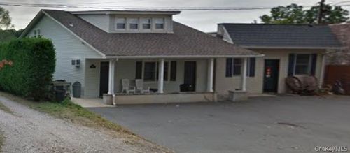56 Shore Road, North Hempstead, NY, 11547 | Card Image