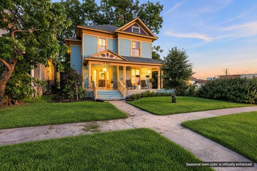 605 W Chestnut St, Denison, TX, 75020-3205 | Card Image