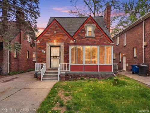 18441 Monica St, Detroit, MI, 48221-2127 | Card Image