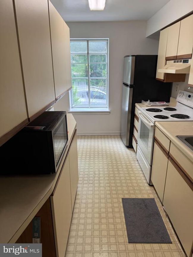 C-1 - 922 W Montgomery Ave, Condo with 2 bedrooms, 1 bathrooms and null parking in Philadelphia PA | Image 6
