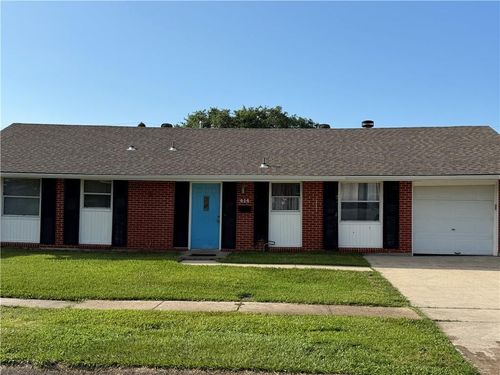 414 John Hopkins Dr, Kenner, LA, 70065-4111 | Card Image