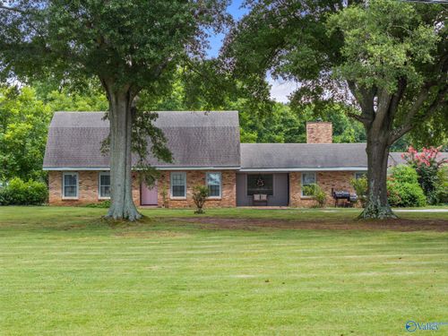4885 Elledge Ln, Tuscumbia, AL, 35674-9324 | Card Image