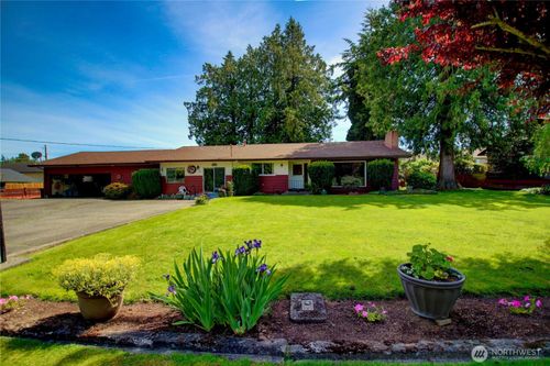 2310 Allison Ave, Mount Vernon, WA, 98273-3611 | Card Image