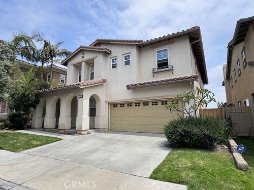 2541 Hillcrest St, Signal Hill, CA, 90755 | Card Image