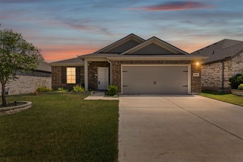 508 Bronze Forest Dr, Fort Worth, TX, 76131-3031 | Card Image