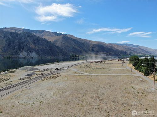 f-3-0 NNA Entiat Way, Entiat, WA, 98822 | Card Image