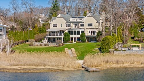 52 Carriglea Dr, Riverside, CT, 06878-2402 | Card Image