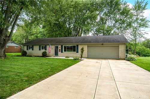 647 Carthage Dr, Beavercreek, OH, 45434-5803 | Card Image