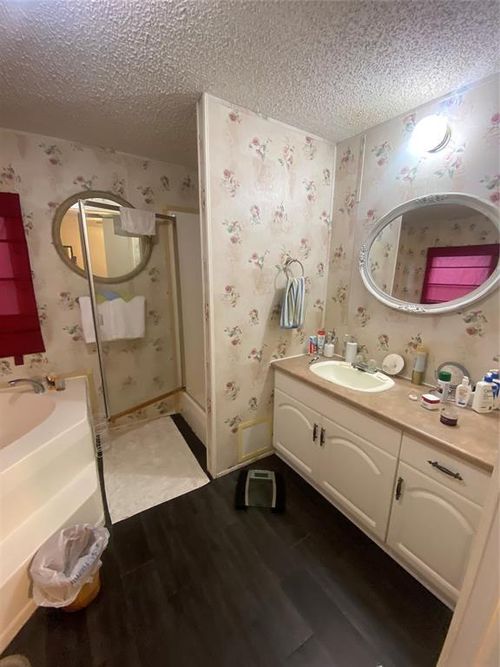 201 Indiana Avenue, Wewoka, OK, 74884 | Card Image