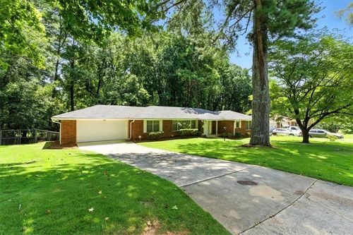 893 Woodmere Dr Nw, ATLANTA, GA, 30318-6001 | Card Image